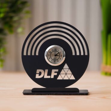 GBI-4601 Dye Cut Metal Table Clock